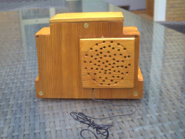 Radio en miniatura Addison5F