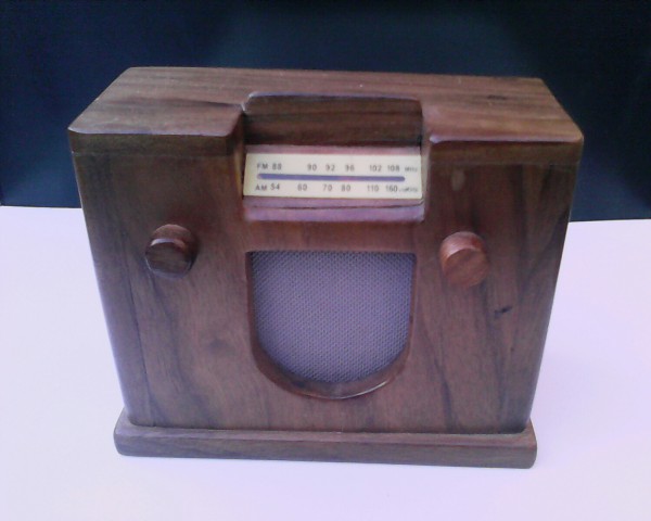 Radio en miniatura Watt mod. Vittoria