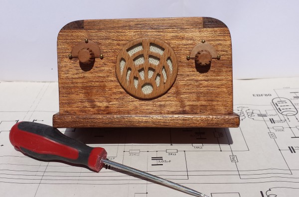 Radio en miniatura Radiomarelli tipo 5