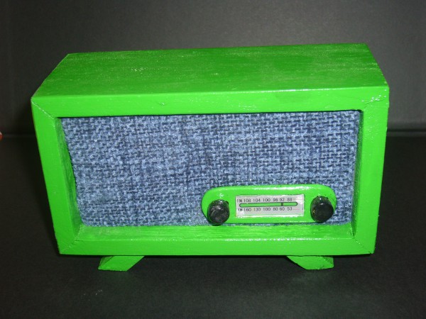 Radio en miniatura retro