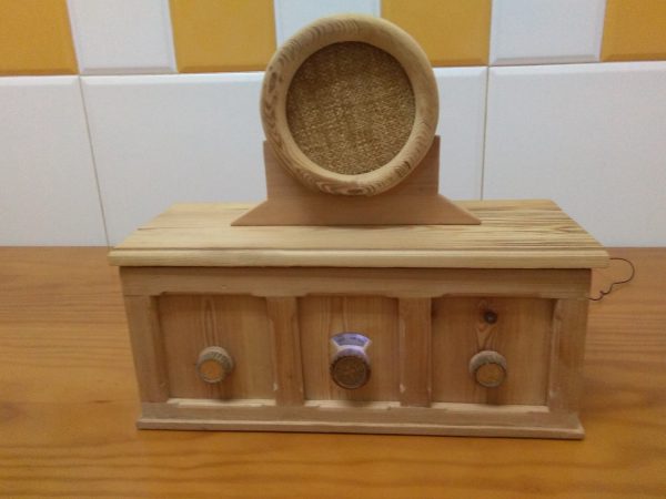 radio en miniatura años 20