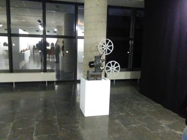 xposición: La radio un viaje en el tiempo