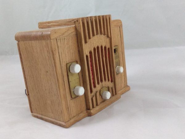 Radio en miniatura Lincoln 60